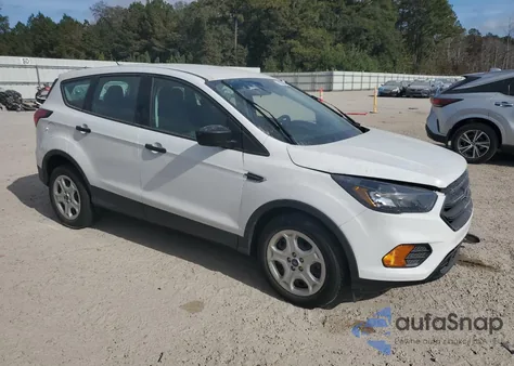 2019 Ford Escape S из США, поврежденный, VIN 1FMCU0F75KUB19935